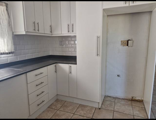 3 BEDROOM HOUSE FOR SALE IN BRINDHAVEN